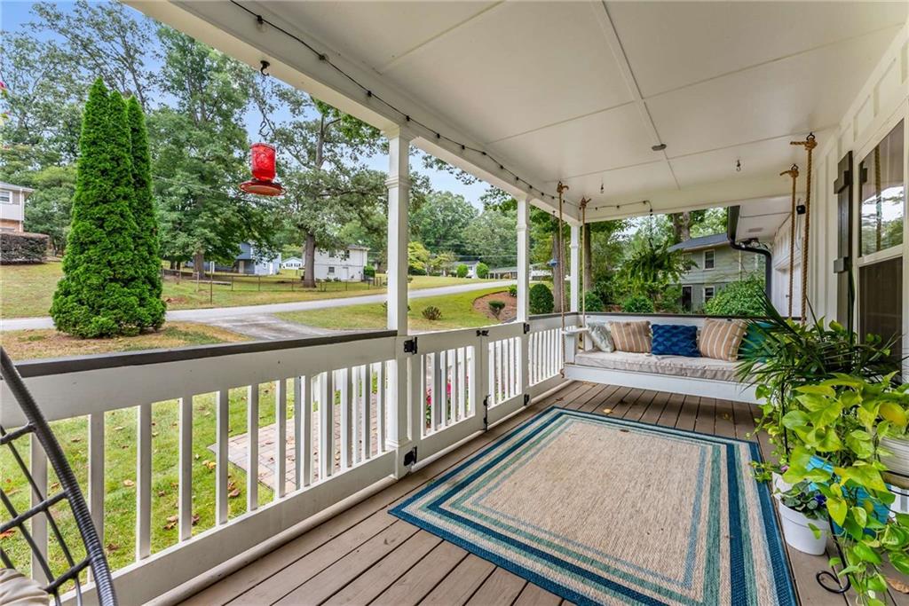 2653 Hatfield Circle, Atlanta, Georgia image 3