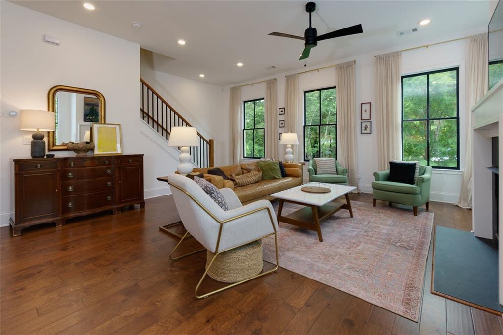 302 Boxwood Lane, Roswell, Georgia image 8
