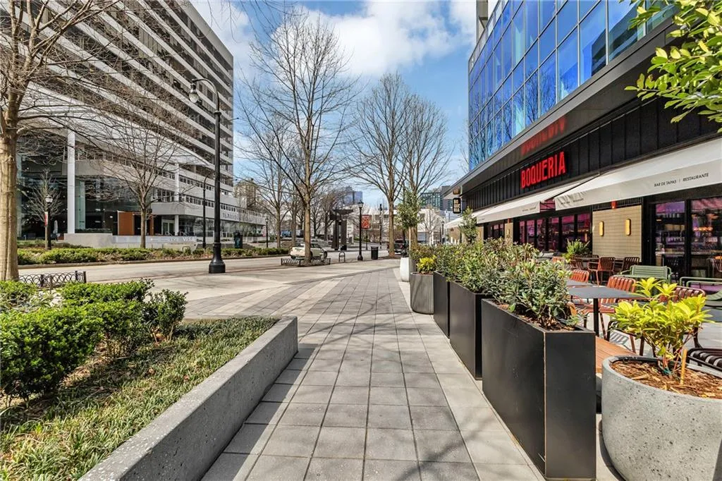 Atlanta, Georgia 30309, United States, 1 Bedroom Bedrooms, ,1 BathroomBathrooms,Residential,Active,83592