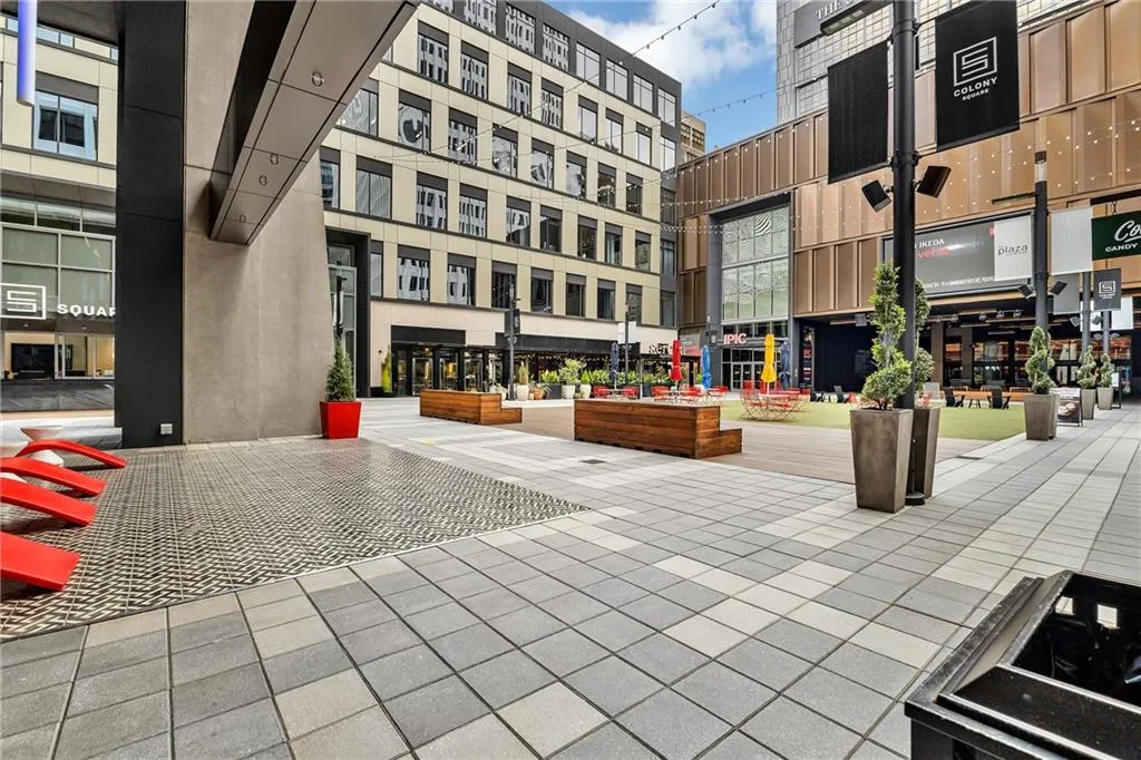 Atlanta, Georgia 30309, United States, 1 Bedroom Bedrooms, ,1 BathroomBathrooms,Residential,Active,83592