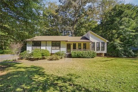 Photo of 136 Farmington Drive, Woodstock, GA 30188 (MLS # 7856815)