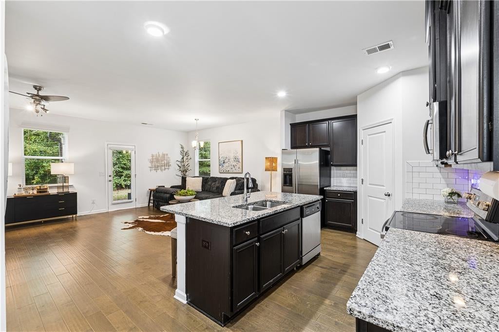 4446 Richmond Court
