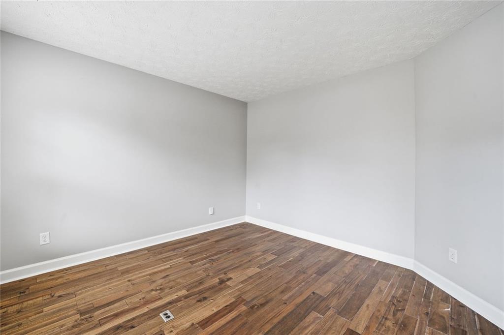 2748 Links Overlook Drive