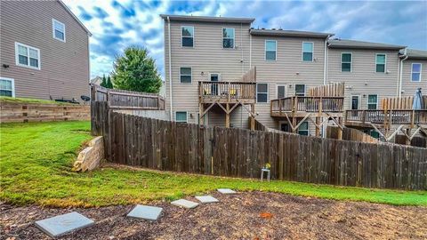 A home in Fairburn