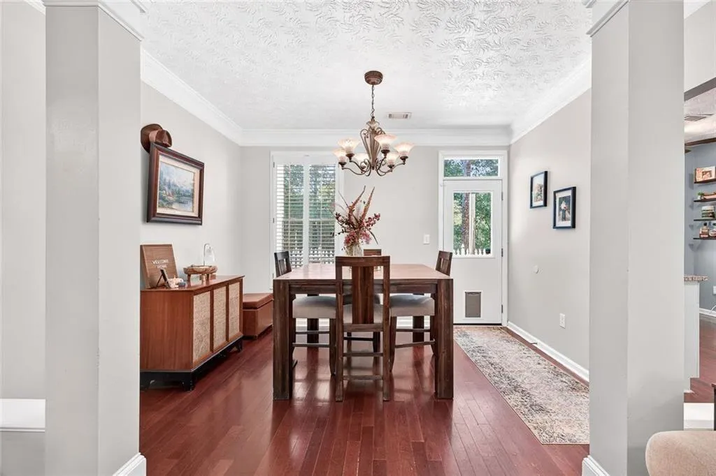 Marietta, Georgia 30062, United States, 3 Bedrooms Bedrooms, ,3 BathroomsBathrooms,Residential,Active,231339