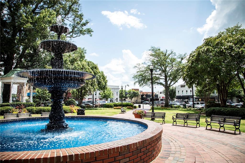 126 Willowfern Lane Way