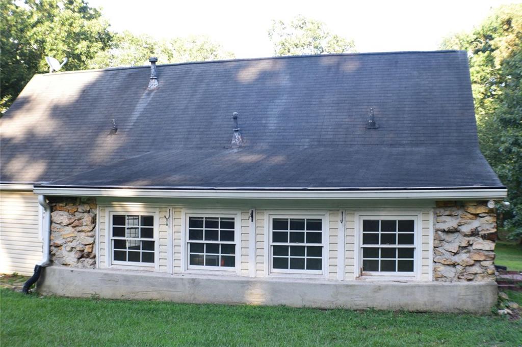 1526 Lost Mountain Road Road