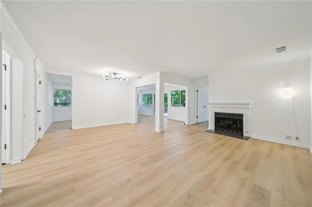 22 Dunwoody Springs Drive