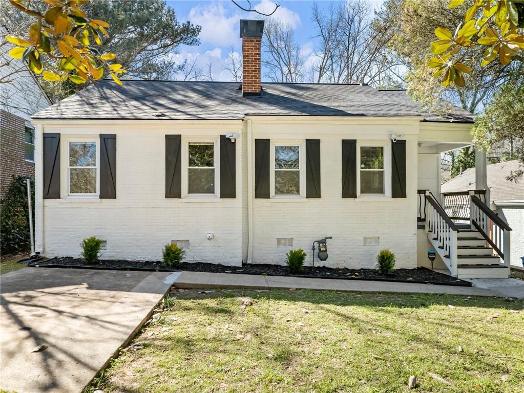 1764 Springview Road NW