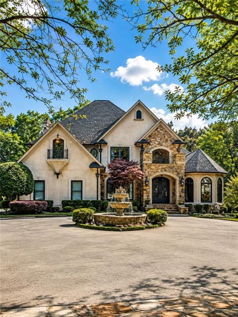 Homes For Sale - 810 Moss Creek Plantation<br/> Fulton County, Duluth, GA 30097