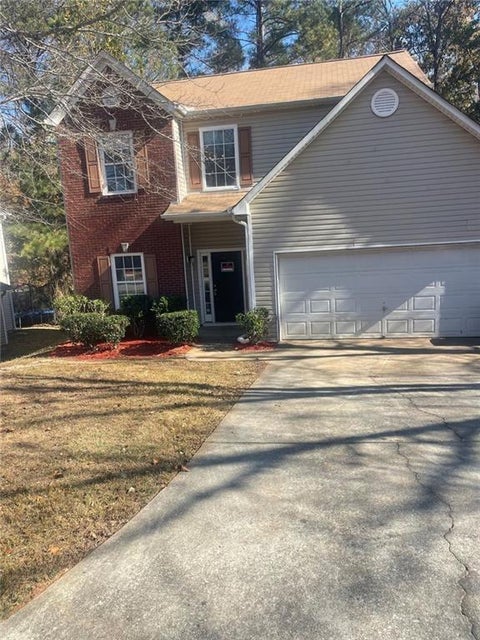 Homes For Sale - 7420 Royale Lane<br/> Riverdale, GA 30296
