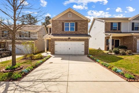 Homes For Sale - 10950 Wheeler Trace<br/> Hampton, GA 30228