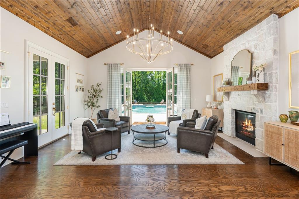 4184 Thompson Mill Road