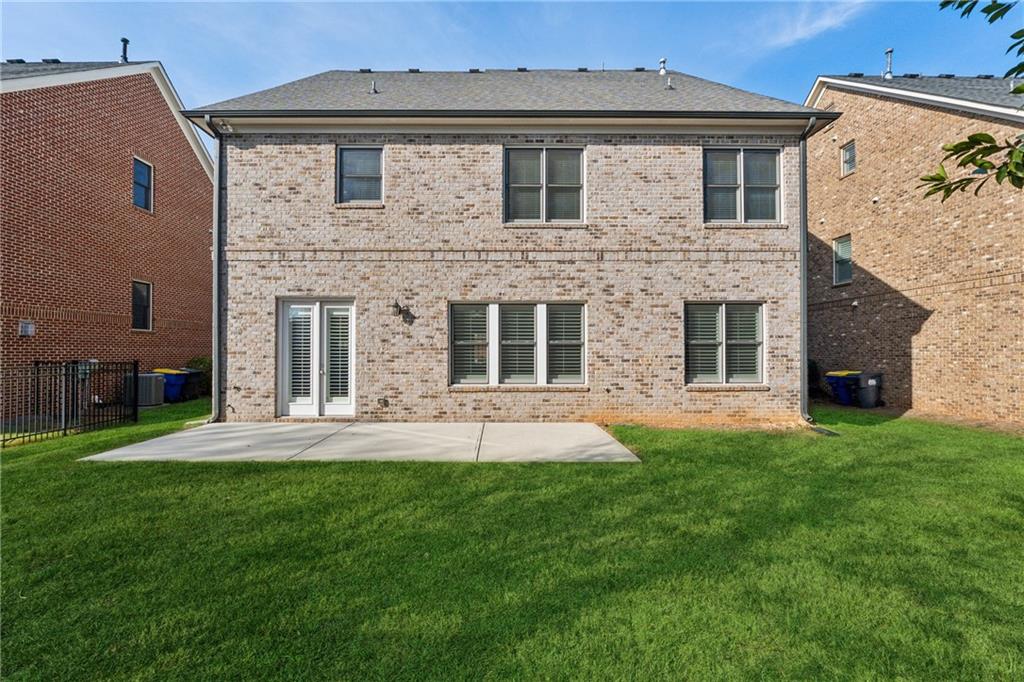 Cobblestone Manor - Residential