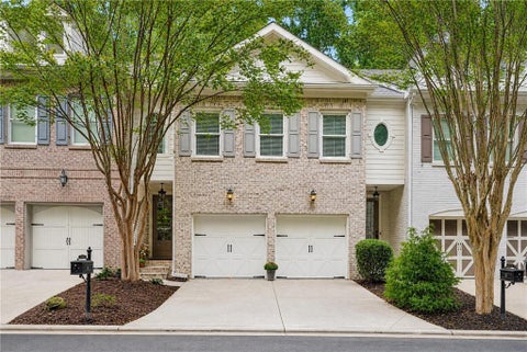 Townhouse For Sale - 2640 Long Pointe<br/> Roswell, GA 30076
