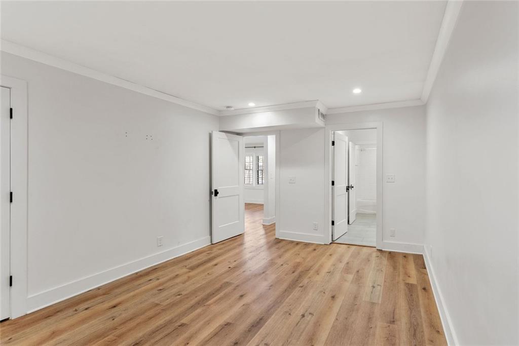 CROSS CREEK - Residential