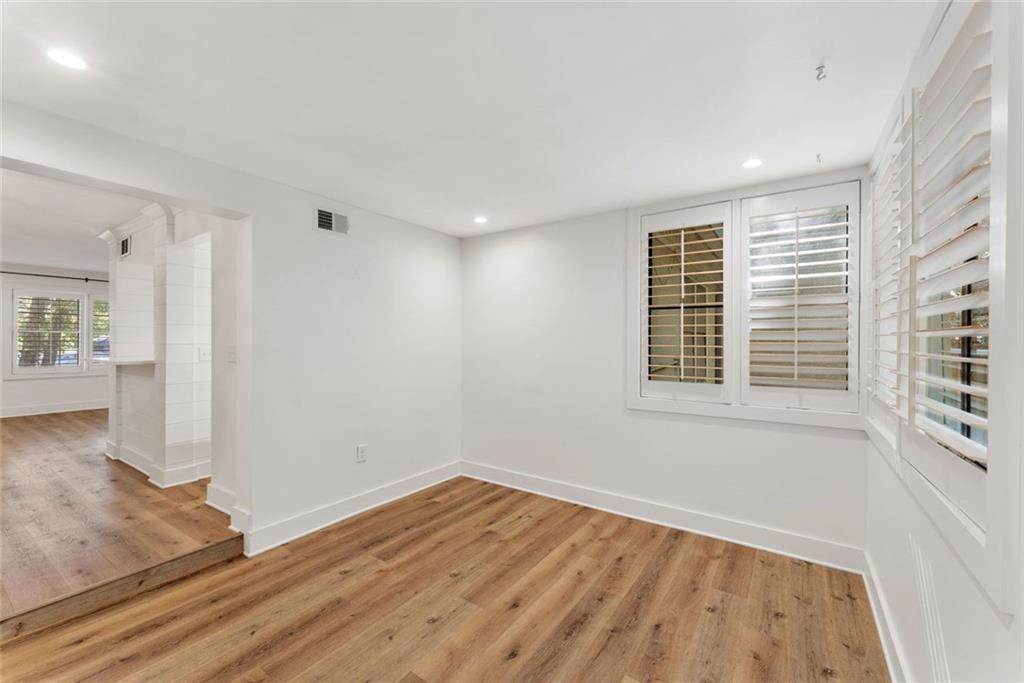 CROSS CREEK - Residential