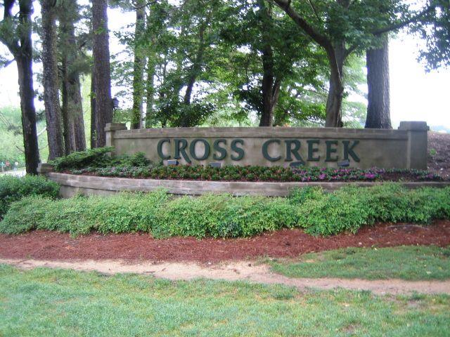CROSS CREEK - Residential