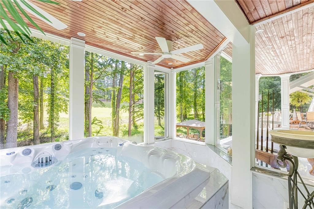 Crooked Creek - Residential