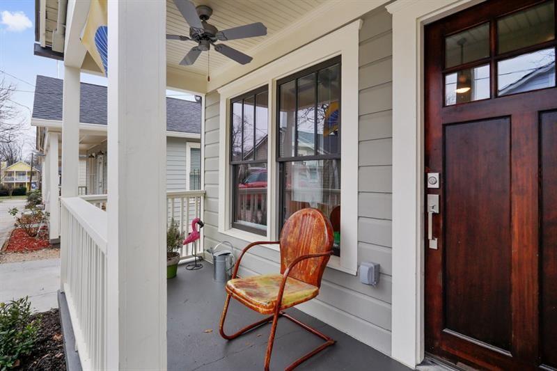 87 Chester Avenue SE Rear