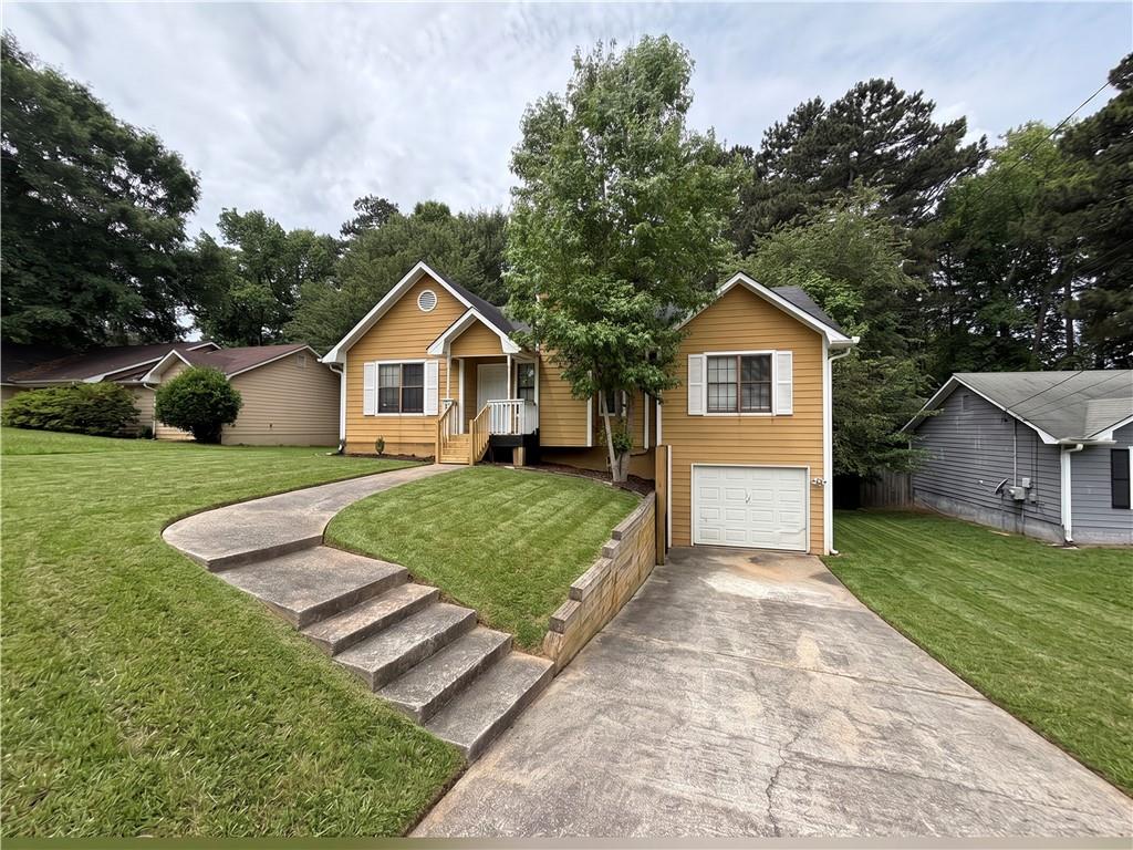 Photo 1 of 1 — 10433 Candlelight Road, Jonesboro, GA 30238