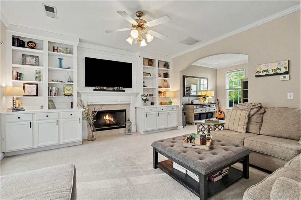 355 Thorn Creek Way