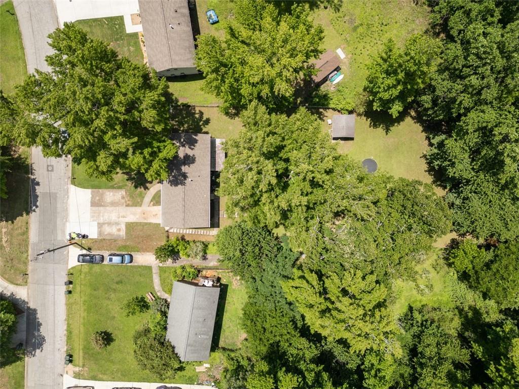 LACEOLA WOODS - Residential