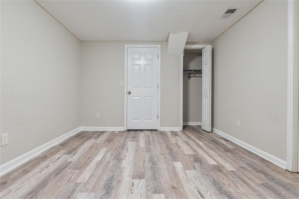 LACEOLA WOODS - Residential