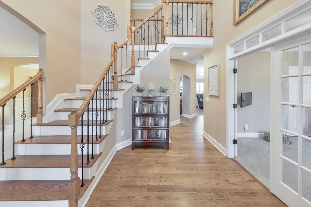 4073 Hickory Fairway Drive, Woodstock, Georgia image 3