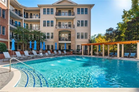 Condo For Sale - 3621 Vinings Slope #3407<br/> Cobb County, Atlanta, GA 30339