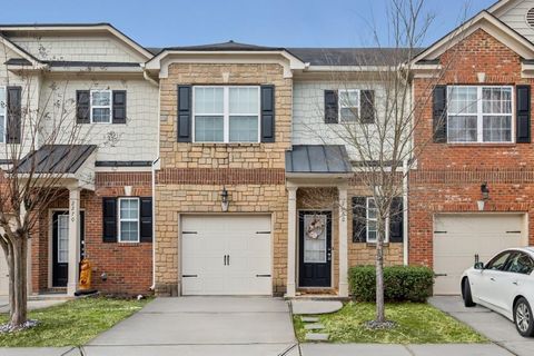Townhouse For Sale - 2260 Ferentz Trace<br/> Norcross, GA 30071