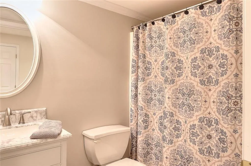 Loganville, Georgia 30052, United States, 5 Bedrooms Bedrooms, ,4 BathroomsBathrooms,Residential,Active,214796