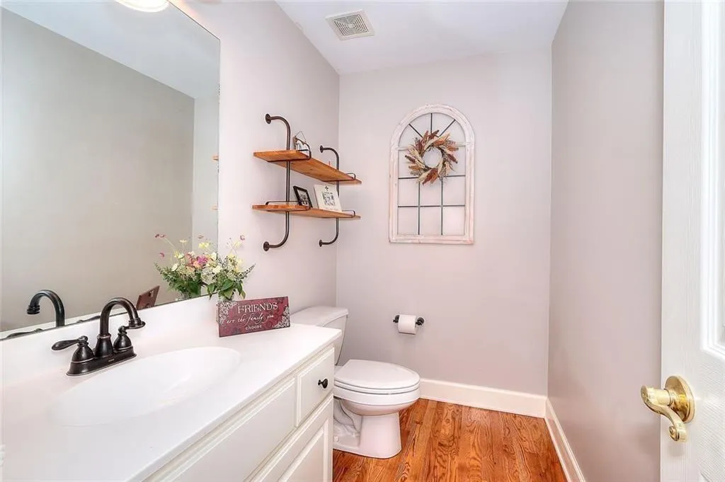 Loganville, Georgia 30052, United States, 5 Bedrooms Bedrooms, ,4 BathroomsBathrooms,Residential,Active,214796