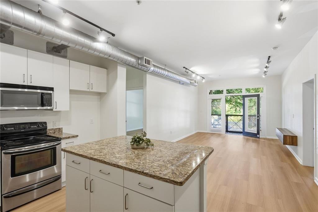 5300 Peachtree Road 1204