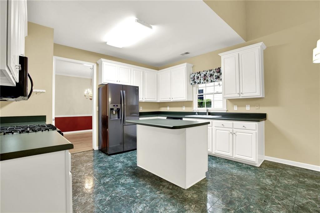 2949 Spotted Pony Court, Acworth, Georgia image 14