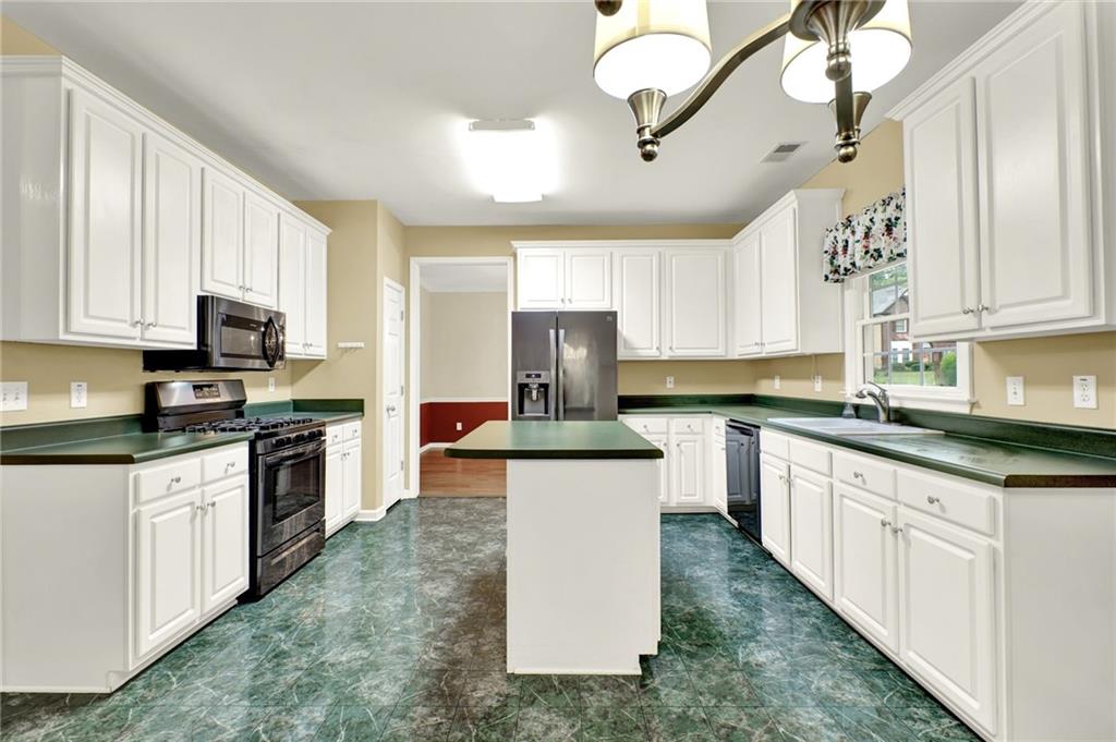 2949 Spotted Pony Court, Acworth, Georgia image 15