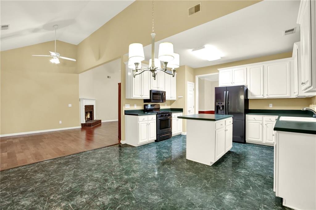 2949 Spotted Pony Court, Acworth, Georgia image 17