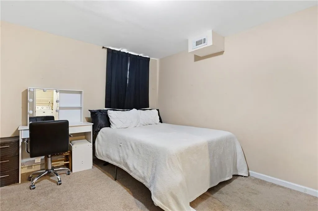 Smyrna, Georgia 30080, United States, 4 Bedrooms Bedrooms, ,4 BathroomsBathrooms,Residential,Active,141663