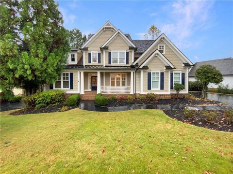 Homes For Sale - 10 Knollwood Court<br/> Dawsonville, GA 30534