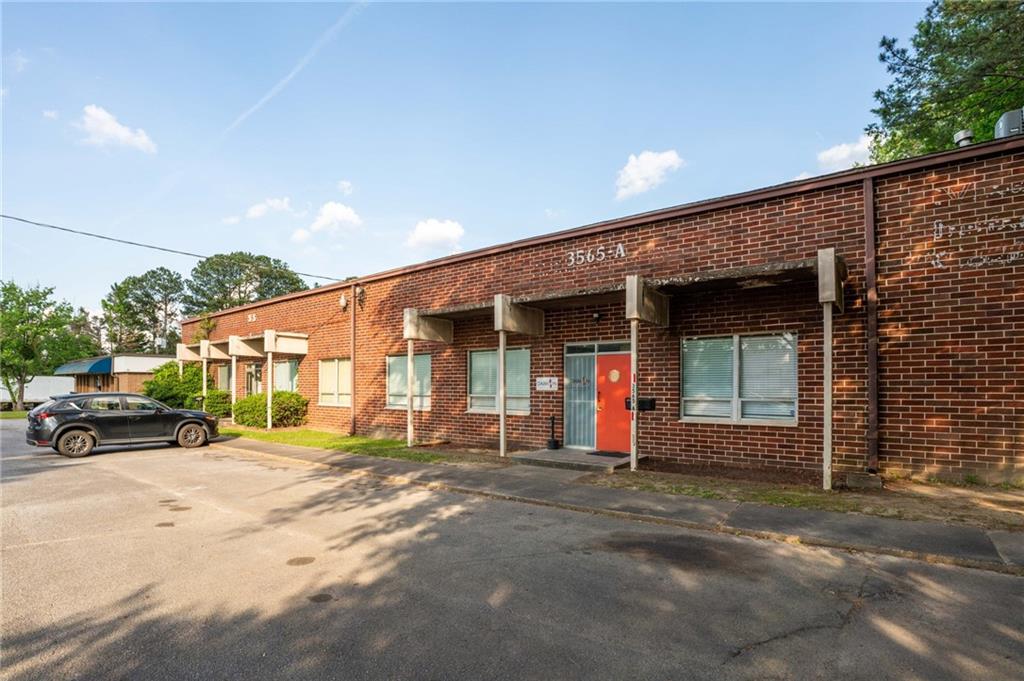 3565 Mccall Place