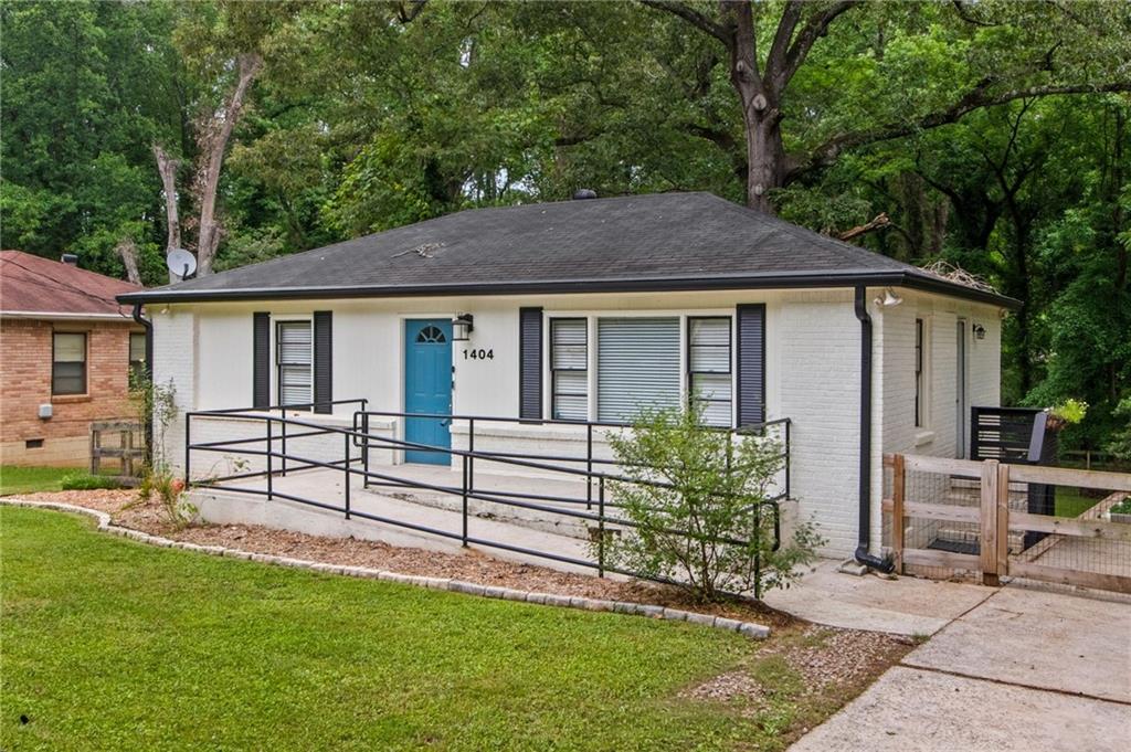 1404 Cobb Branch Drive
