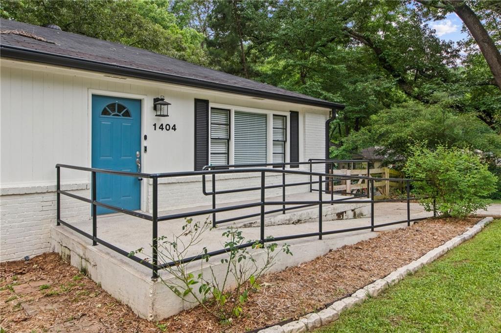 1404 Cobb Branch Drive