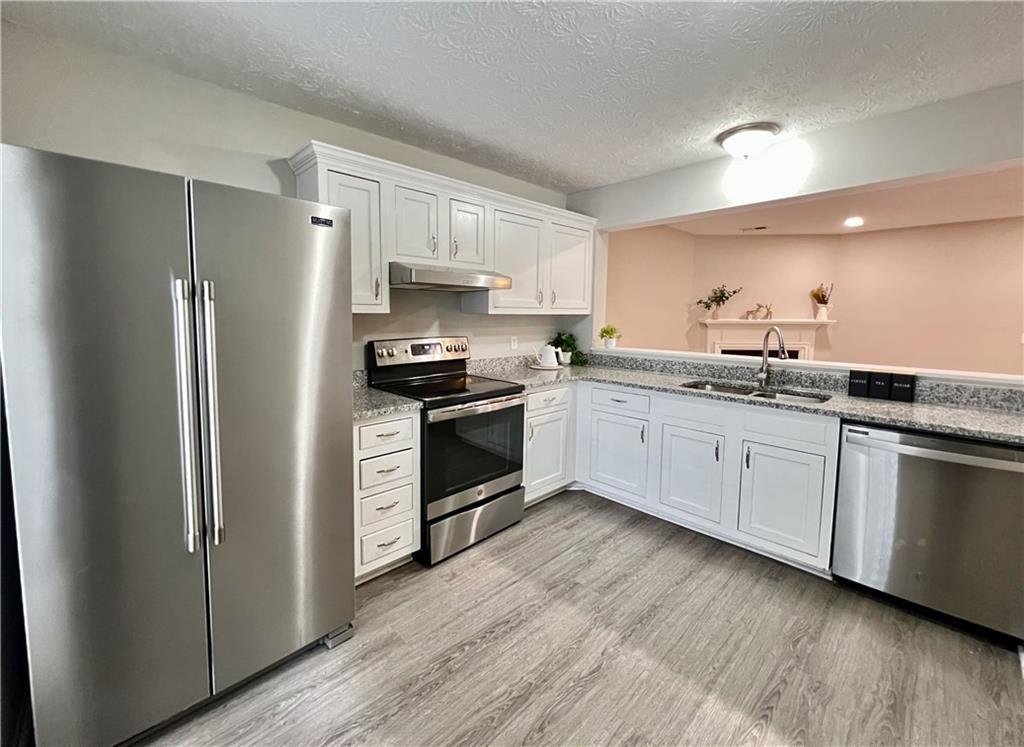 1502 Queen Anne Court