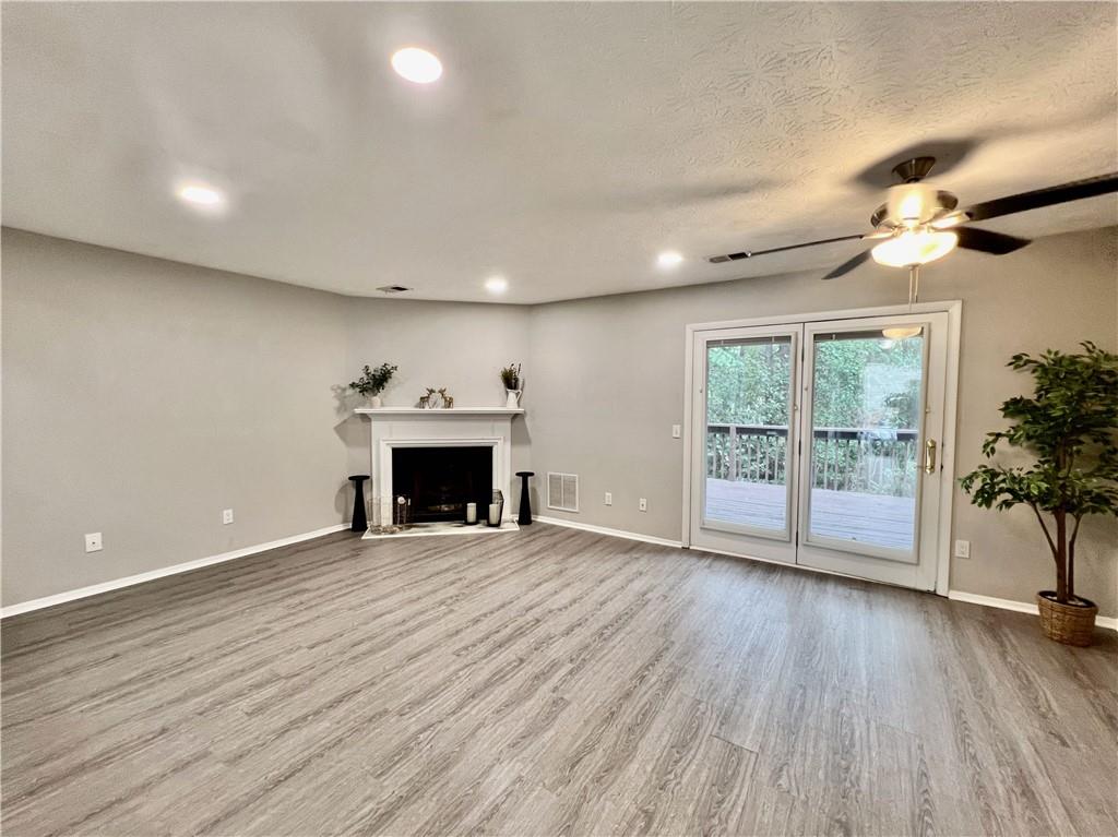 1502 Queen Anne Court