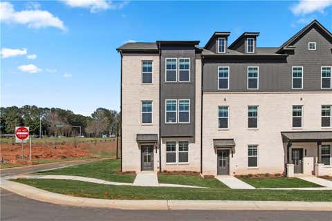 Townhouse For Sale - 2614 Daybreak Lane<br/> Newnan, GA 30265
