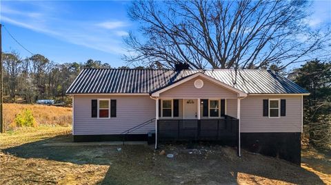 Homes For Sale - 1781 Brooks Road<br/> Dacula, GA 30019