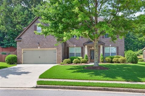 Homes For Sale - 2921 Canyon Glen Way<br/> Dacula, GA 30019