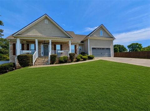 Homes For Sale - 218 Bowdoin Lane<br/> Adairsville, GA 30103