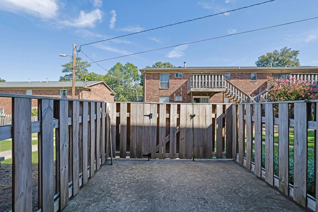 5678 Kingsport Drive, Sandy Springs, Georgia image 21