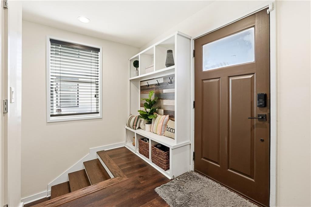 225 Crumley Street SW